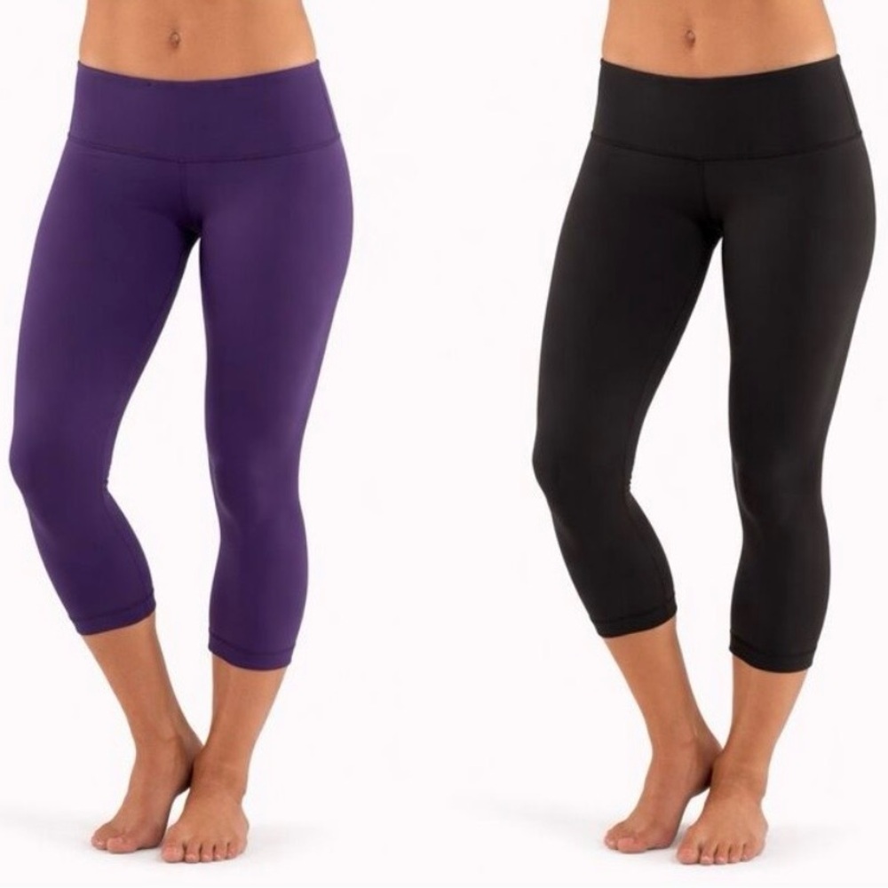 Lululemon Wunder Under Reversible Cropped Leggings in Deep Purple & Black ~ 6